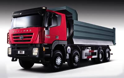 Самосвал 8×4 Hongyan Genlyon