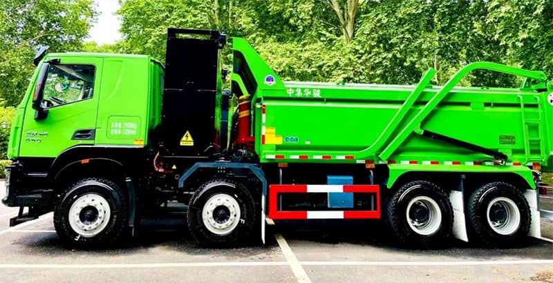 Самосвал 8x4 BEV (GENHOO)